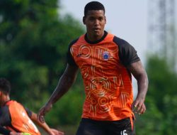 Persija Jakarta vs PSBS Biak di Solo: Jadwal, Lokasi, dan Kekuatan Kandang Palsu