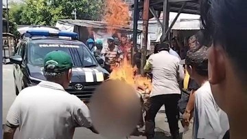 Terduga Pencuri Motor Dibakar Massa di Surabaya, Begini Kronologi Lengkapnya