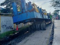 Truk Anjlok di Kosambi Tangerang Sebabkan Kemacetan Parah, Ini Rute Alternatifnya