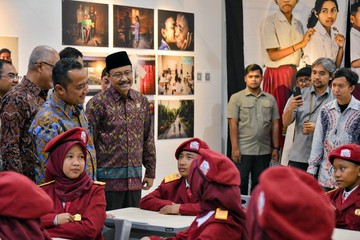 Pameran Haluan Merah Putih: Bukti Nyata Keberhasilan Sekolah Rakyat oleh LKBN Antara