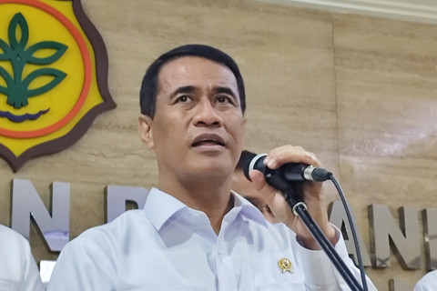 Lapor Pak Amran: Cara Laporkan Mafia & Pupuk Palsu via WhatsApp 0823-1110-9690