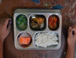 Intimidasi Katering MBG: Wali Murid Dipaksa Minta Maaf Usai Kritik Menu