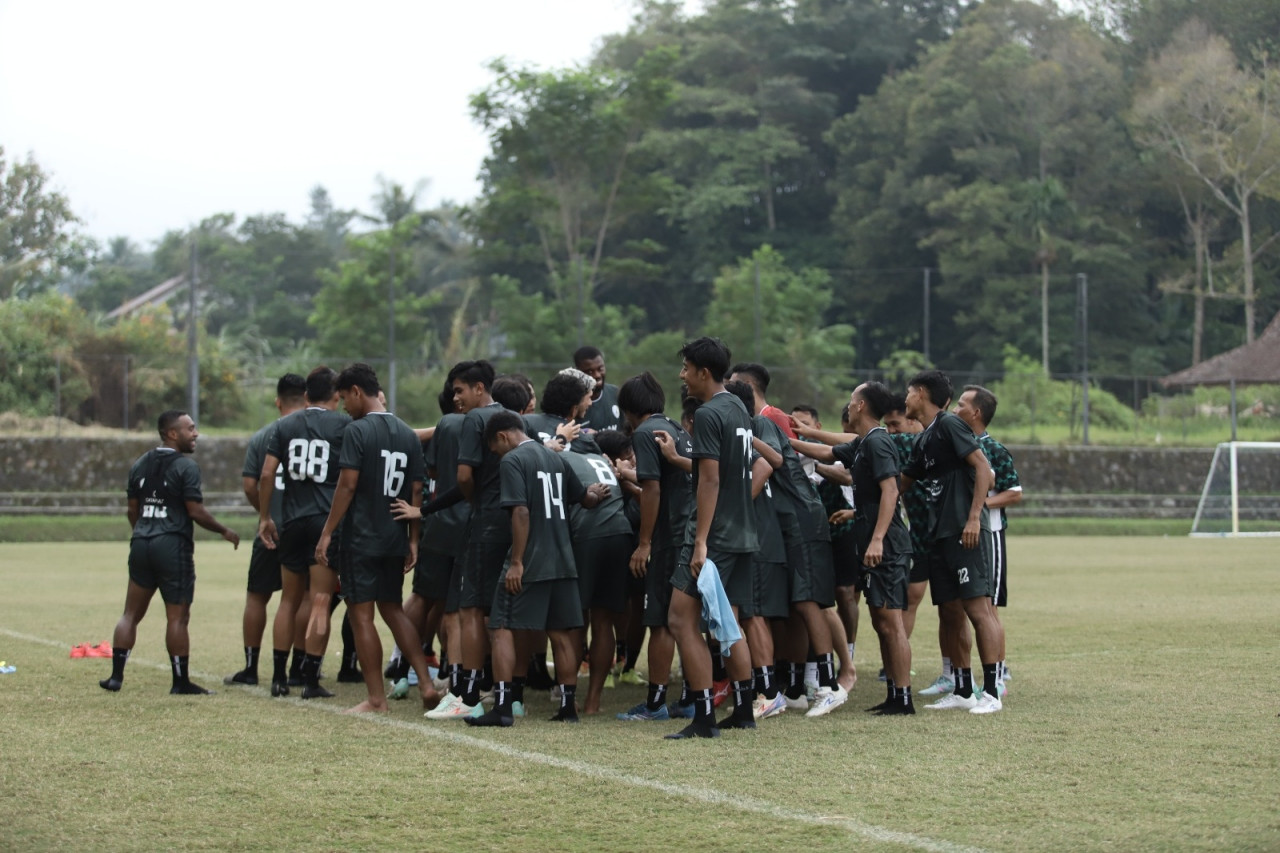 PSS Sleman Vs Persipura: Prediksi, Strategi, dan Klasemen Championship 2025/2026