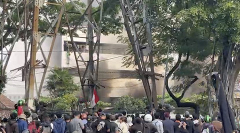 Dua Kerangka Manusia Ditemukan di Gedung ACC Kwitang yang Terbakar, Diduga Korban Demo