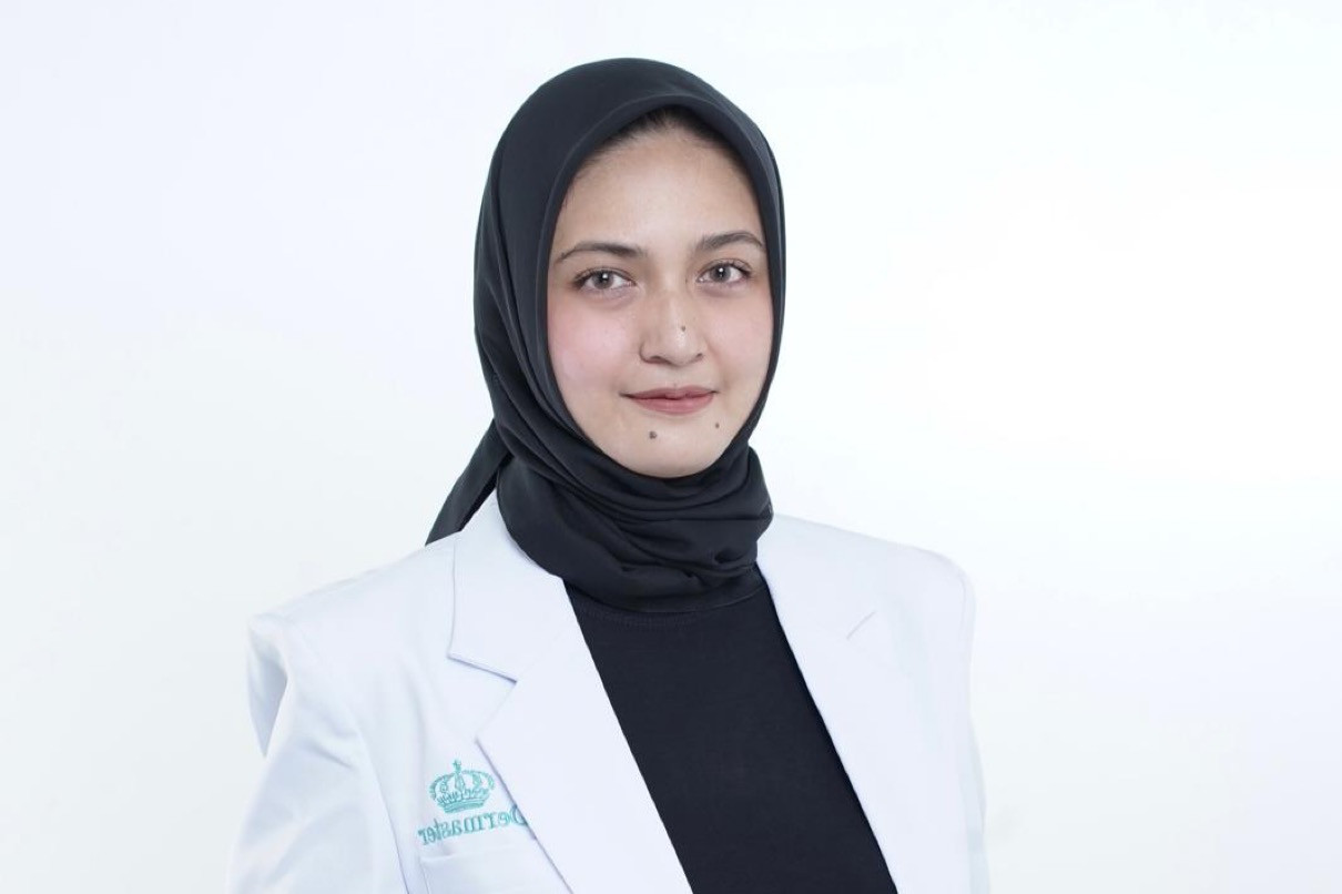 dr. Aisyah Faadhilah - Dokter Slimming Surabaya Terbaik | Personal Metabolic Mapping