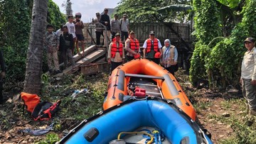 Remaja 16 Tahun Hanyut di Kali Mampang Jaksel, Tim SAR Masih Lakukan Pencarian
