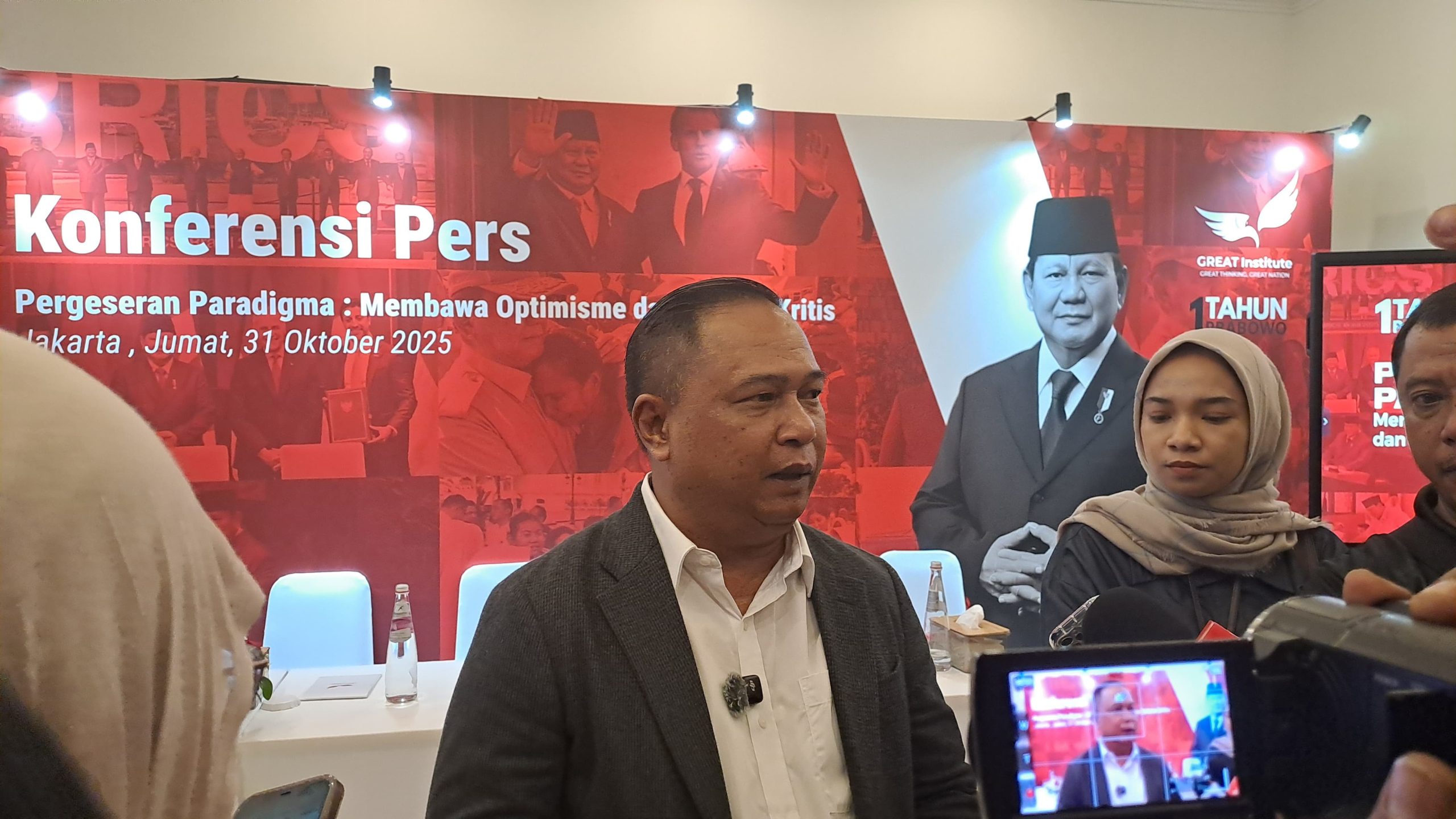 Telaah Satu Tahun Prabowo: 85,8% Publik Puas, Program MBG & Koperasi Jadi Andalan