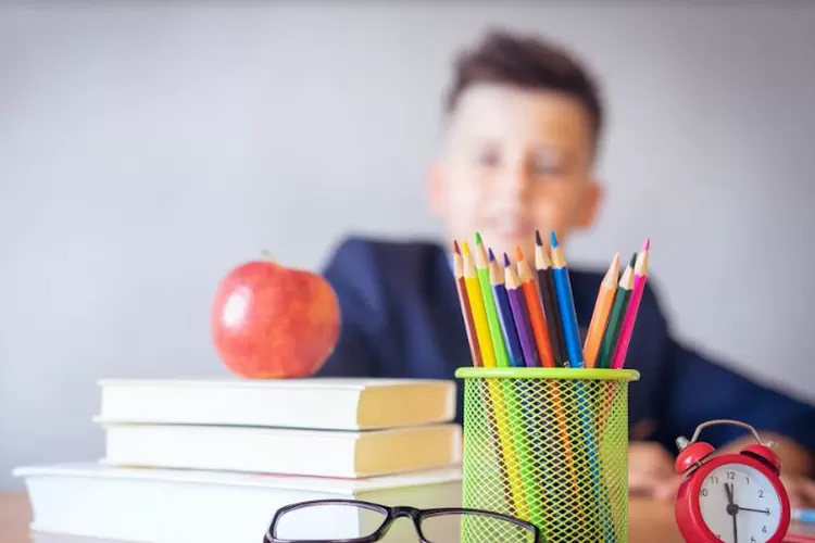 Tebak Jawabanmu! Kunci Bahasa Inggris Kelas 8 Halaman 161 Section 7 (Enrichment)
