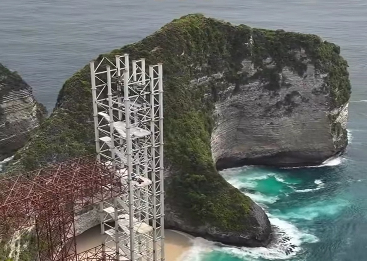 Proyek Lift Kaca Nusa Penida Dihentikan Paksa DPRD Bali, Ini Penyebabnya