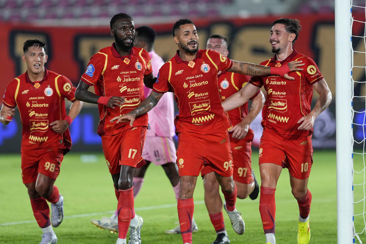 Hattrick Maxwell Bawa Persija Jakarta Kalahkan PSBS Biak 3-1 di Liga 1