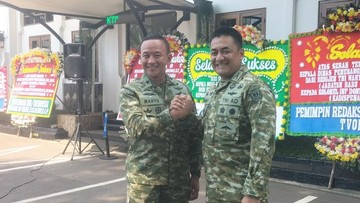 Serah Terima Jabatan Kadispenad: Kolonel Donny Pramono Gantikan Brigjen Wahyu Yudhayana