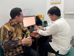 Wapres Gibran Ikuti Cek Kesehatan Gratis di Puskesmas, Ajak Masyarakat Manfaatkan Layanan