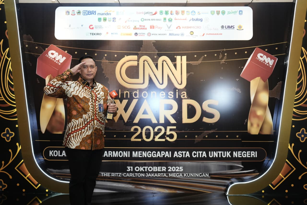 BULOG Raih National Food Security Champion di CNN Indonesia Awards 2025: Prestasi untuk Ketahanan Pangan