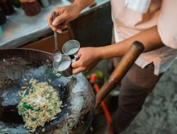 Ajinomoto Pork Savor Bocor ke Indonesia: Bongkar Lubang Rantai Pasok Halal di E-commerce