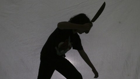 Tawuran di Sawangan Depok: 2 Remaja Terluka Bacok, Polisi Buru Pelaku