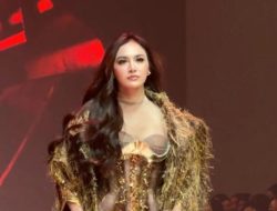 Mahalini Tampil Anggun di Jakarta Fashion Week 2026, Kolaborasi dengan Desainer Lisa Ju Bikin Speechless