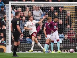 Hasil Liga Inggris Pekan ke-10: Arsenal Puncaki Klasemen, MU Ditahan Imbang Forest