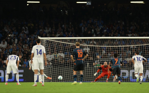 Hasil Napoli vs Como 0-0: Kiper Jadi Pahlawan, Napoli Tetap di Puncak Klasemen