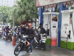 Zulhas Usul Kaji Ulang Bansos & Pertamina Selidiki Masalah Pertalite di Jatim