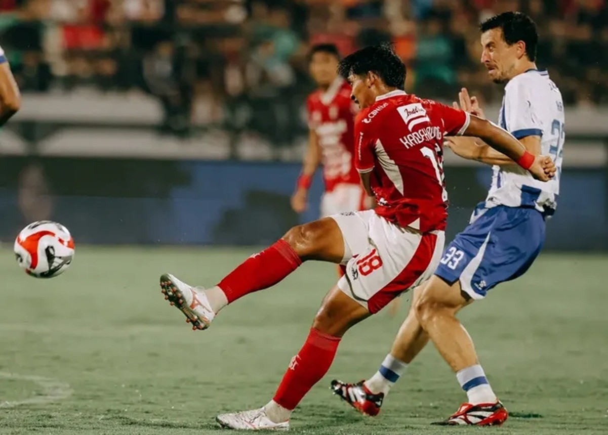 Kartu Merah Kontroversial Mirza Mustafic Picu Kekalahan Bali United dari Persib