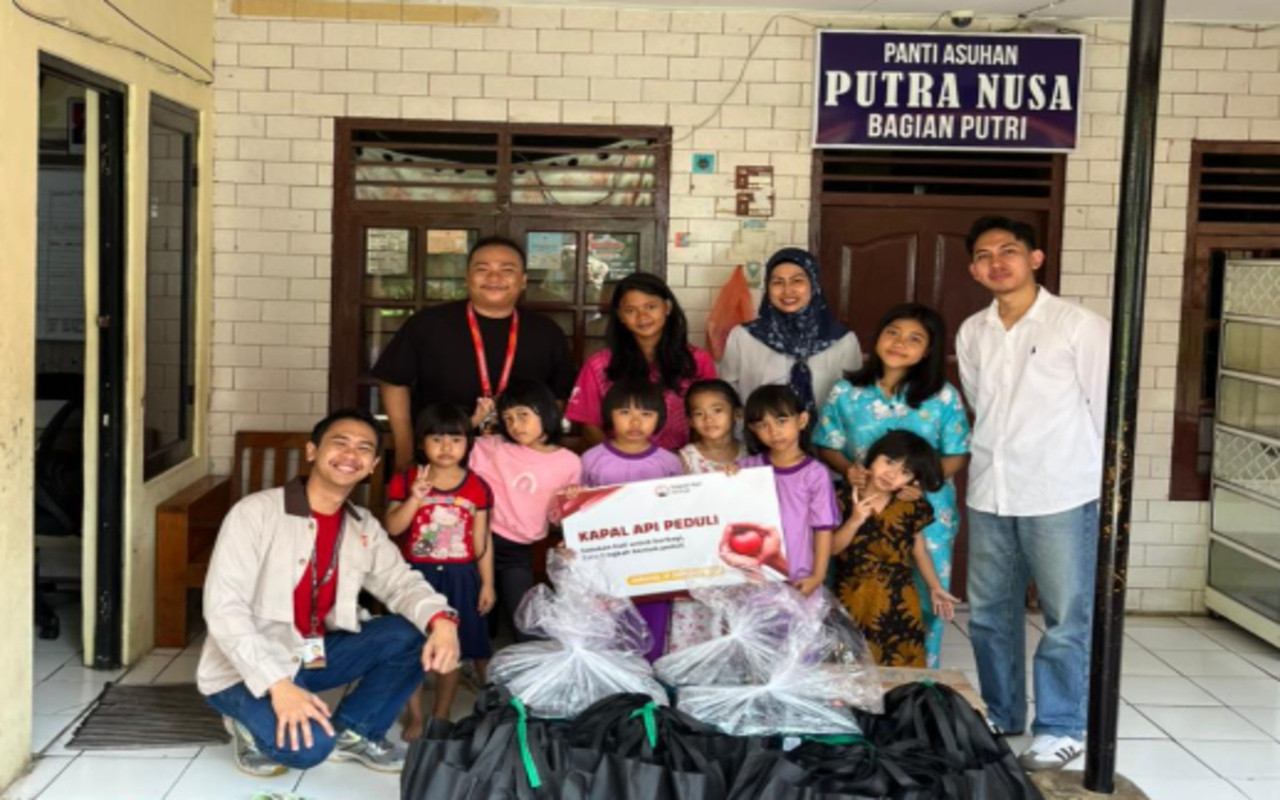 Kapal Api Global Gelar Program Kapal Api Peduli di Panti Asuhan Jakarta