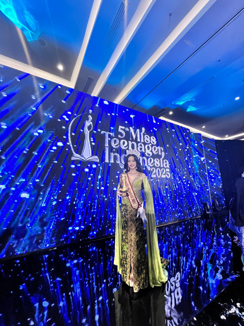 Syakirah dari Kalbar Juara Miss Teenager Indonesia 2025, Raih 4 Gelar Sekaligus!