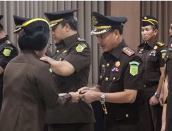 Chatarina Muliana Girsang Lantik 9 Pejabat Baru di Kejati Bali, Ini Daftarnya