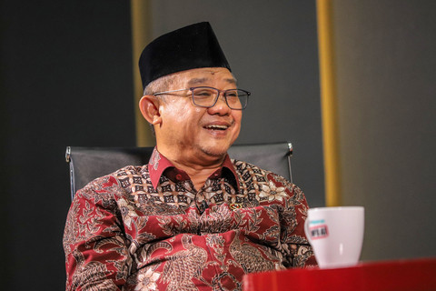 Kebijakan Kesejahteraan Guru: Tunjangan Langsung Rp 2 Juta & Program D4/S1