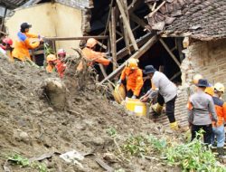 Korban Tewas Longsor Trenggalek Bertambah Jadi 4 Orang, Ini Kronologi Evakuasinya