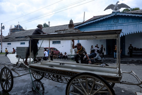 PB XIII Meninggal Dunia: Raja Keraton Surakarta Wafat di Usia 77 Tahun