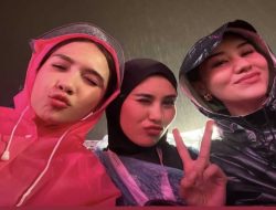 Deretan Selebritas Indonesia yang Hadiri Konser BLACKPINK di Jakarta Meski Hujan Deras