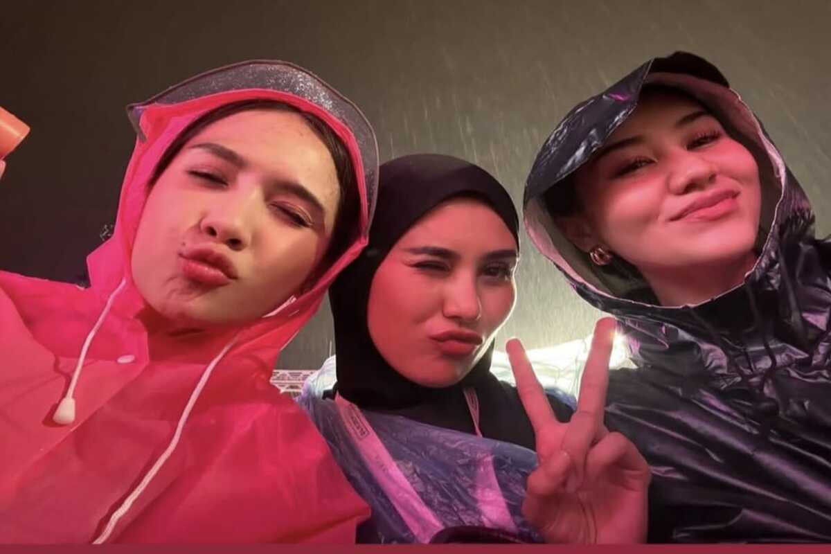 Deretan Selebritas Indonesia yang Hadiri Konser BLACKPINK di Jakarta Meski Hujan Deras