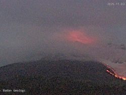 Gunung Merapi Luncurkan Awan Panas 2.500 Meter: Status Siaga, Ini Data dan Zona Bahayanya