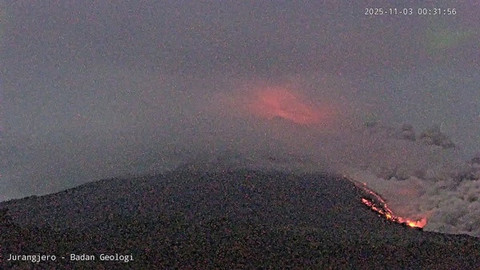 Gunung Merapi Luncurkan Awan Panas 2.500 Meter: Status Siaga, Ini Data dan Zona Bahayanya