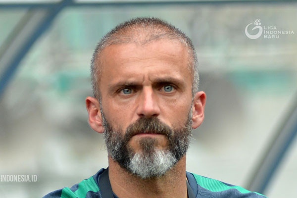 Hasil Persebaya vs Persis Solo 2-1: Kunci Kemenangan & Analisis Lengkap Pertandingan