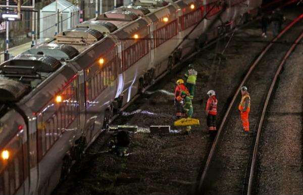 Penikaman di Kereta Inggris: 10 Korban, 2 Kritis - Bukan Aksi Teror?