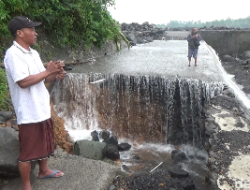 Gunung Semeru Erupsi 2025: Lava Pijar 2 KM dan Jalan Putus Diterjang Lahar