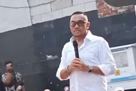 Ahmad Sahroni Sindir Penjarah Rumah: Boro-boro Bayar Pajak, Nunggu Sembako