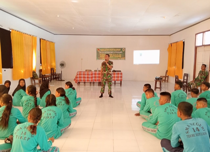 Bahaya Radikalisme di Media Sosial, Satgas TMMD ke-126 Beri Penyuluhan ke Pelajar SMA