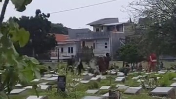 Viral Video Tawuran di TPU Kober Rawa Bunga, Polisi Ungkap Pemicunya