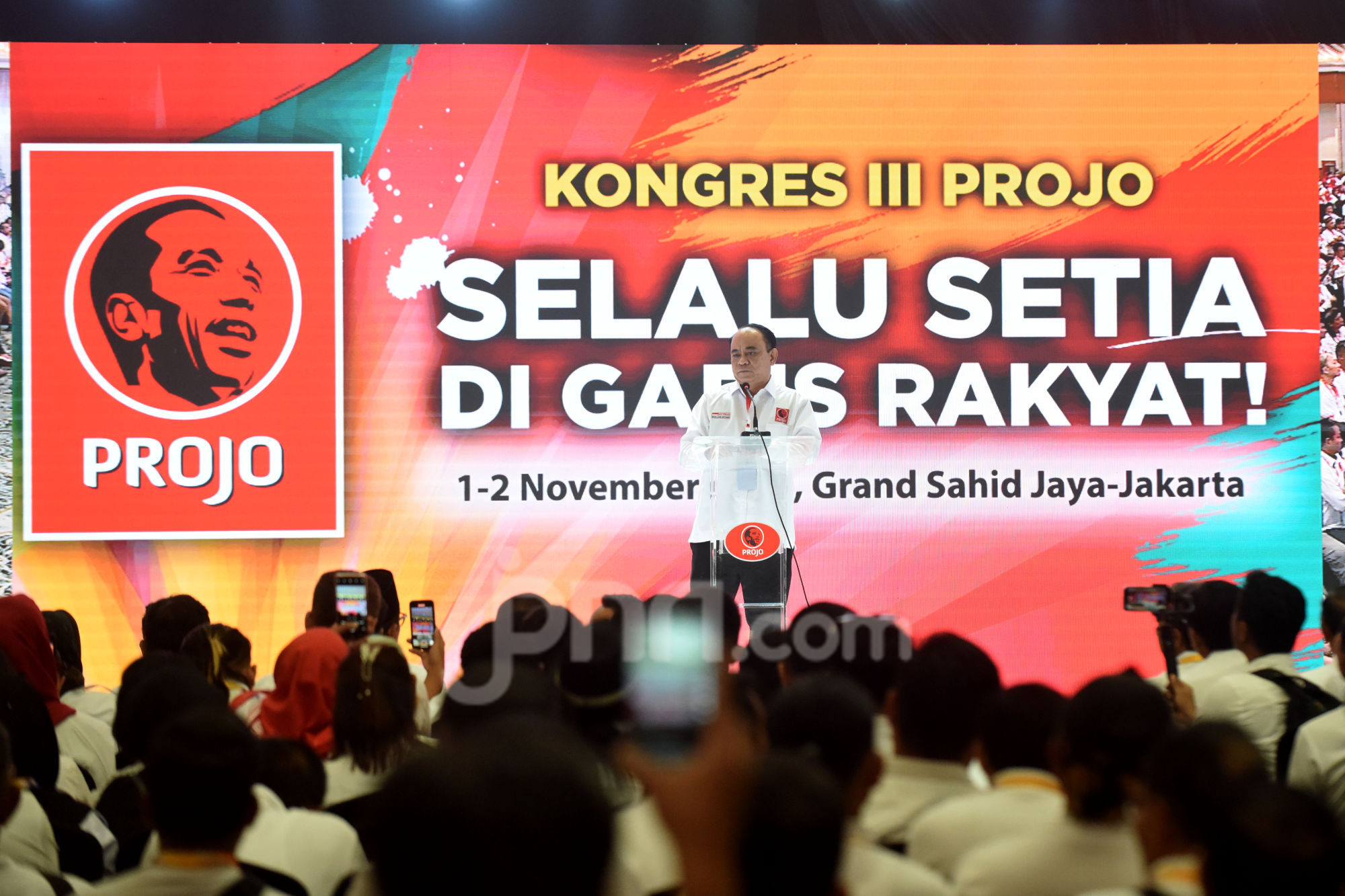 Projo Tinggalkan Jokowi? Analisis Efriza Ungkap Alasan dan Dampaknya