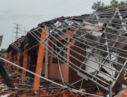 Ambruknya 5 Ruang Kelas SMKN 1 Gunung Putri Bogor, 44 Siswa Jadi Korban: Kronologi & Rincian Korban
