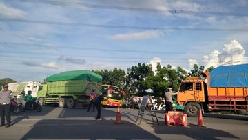 Sanksi Truk Tambang Bandel di Banten: KIR & STNK Bisa Dicabut, Ini Aturan Baru Andra Soni