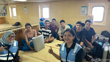 Kesiapan PT Pelni Nataru 2025: Cek Kapal, Safety, & Kapasitas Penumpang