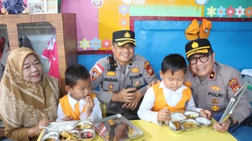 Polres Kepulauan Meranti Luncurkan Makan Bergizi Gratis untuk 84 Anak TK Bhayangkari