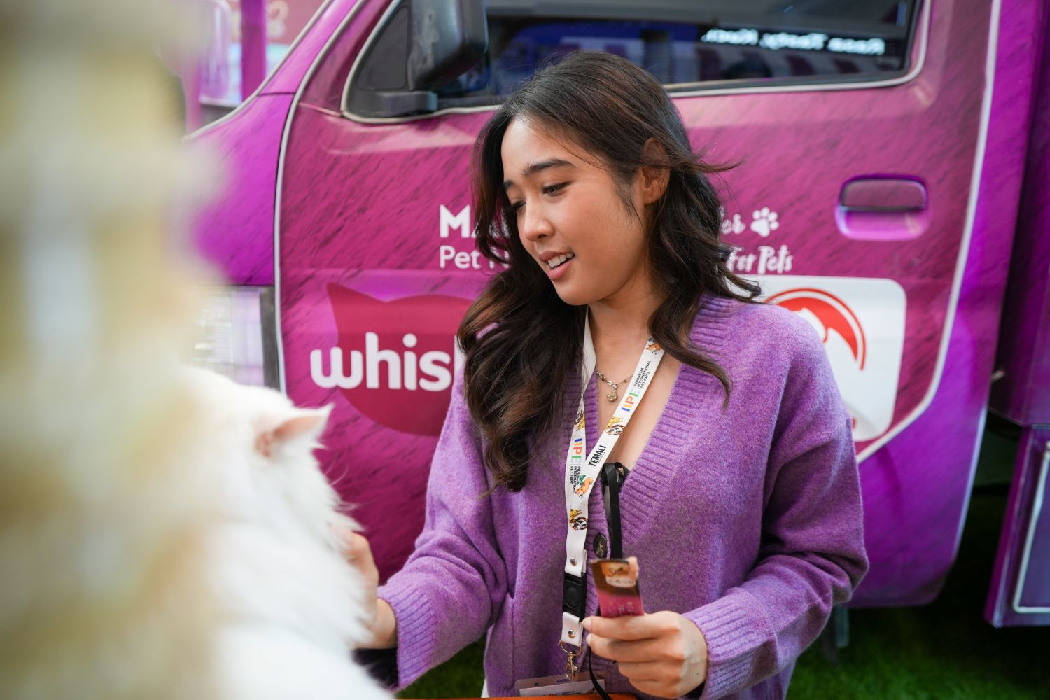 WHISKAS Raih Rekor MURI: Pemberian Pakan Kucing Terbanyak di Indonesia 2025