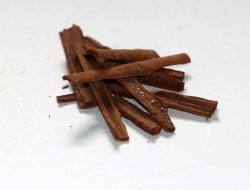 6 Herbal Penghilang Lemak Perut dengan Cepat & Terbukti Ampuh