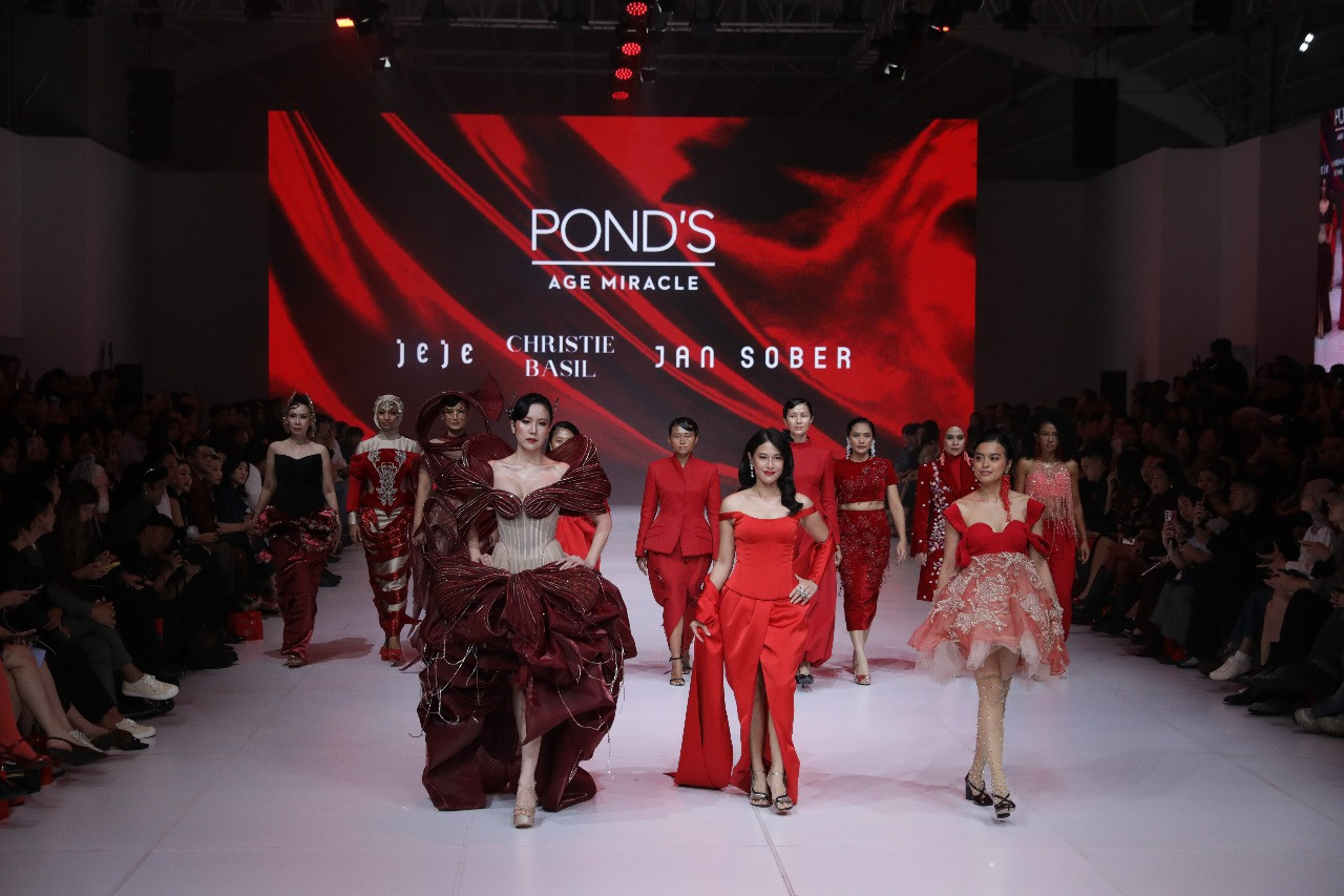 Dian Sastrowardoyo Kampanye Anti Ageisme di JFW 2026, Kolaborasi dengan PONDS