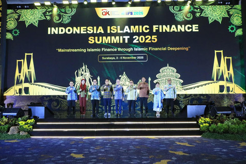 OJK Perkuat Ekosistem Keuangan Syariah Nasional di IIFS 2025: Strategi & Inovasi