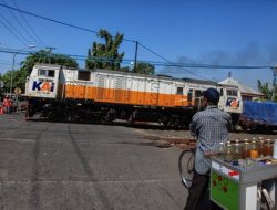 Presiden Prabowo Perintahkan Pembangunan Pintu Perlintasan Kereta Api Cegah Kecelakaan
